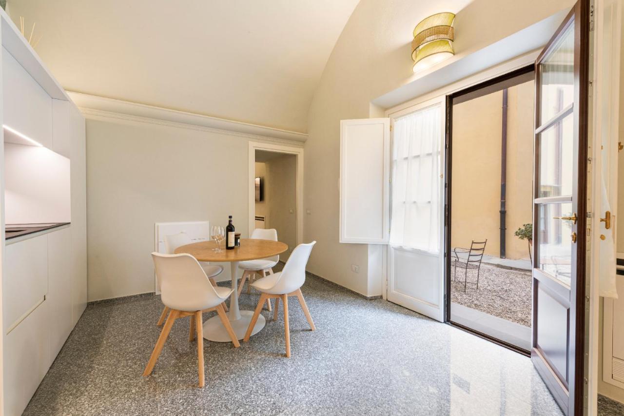 - Dragomanni Loft With Patio Apartamento *